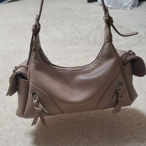Tilly's Chic Beige Shoulder Bag
